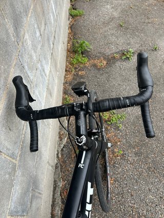 Bicicleta Felt Five Carbon Negra