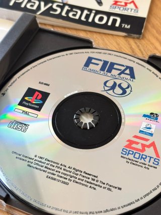 FIFA 98: Rumbo al Mundial PS1