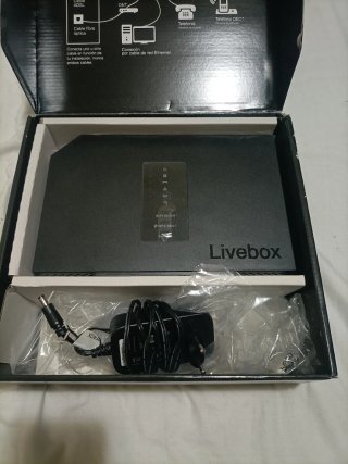 Router Livebox Multimedia wifi Nuevo a estrenar