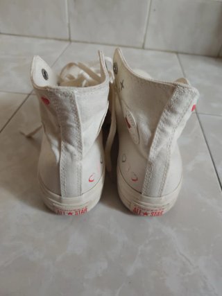 Converse Corazón de Agata  Ruiz de la Prada