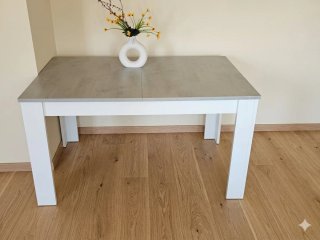 Mesa extensible salón gris y blanca