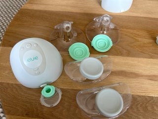 Elvie Pump Sacaleches Eléctrico 1,5 mes de uso
