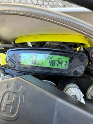 Husqvarna 300T Cross Blanca y Amarilla(negociable)