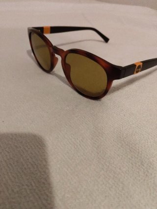 Gafas de sol marrones