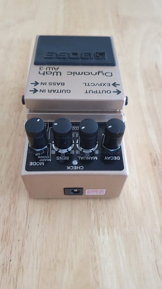 Pedal Boss AW-3 Dynamic Wah Guitarra Bajo