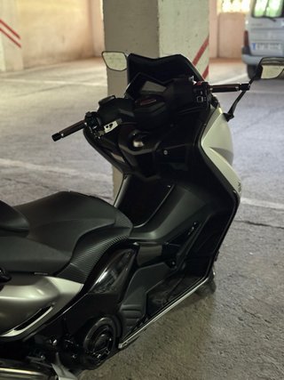 Yamaha Tmax 530