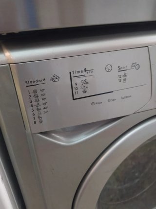 Lavadora secadora Indesit, transporte disponible