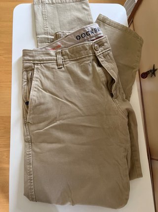 Pantalones Dockers Beige Slim Fit Hombre