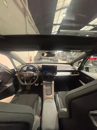 CUPRA Born 2024