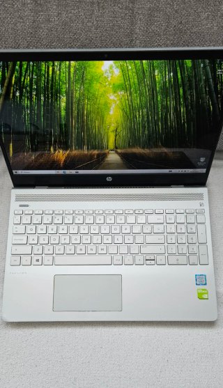 Portátil HP Pavilion 15-ck007ns