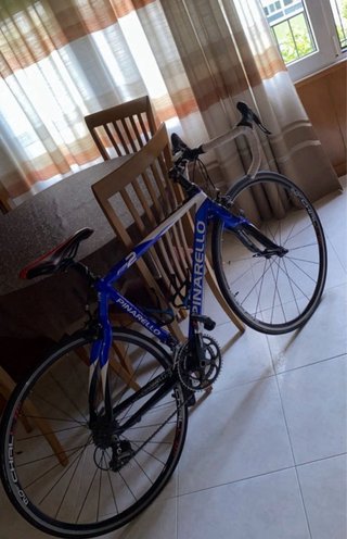 Bicicleta Pinarello Azul