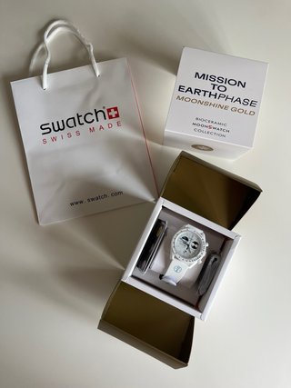 Omega x Swatch Moonswatch Mission to Earthphase Go