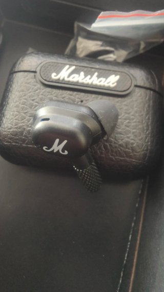 Auriculares Marshall motif