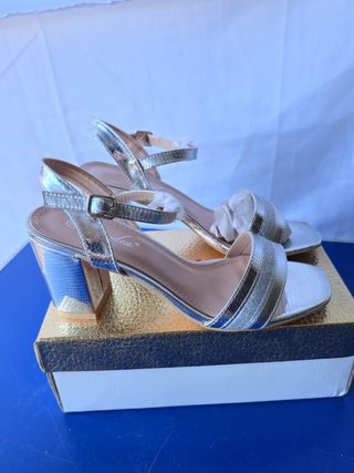 Scarpe da Donna Argentate con Tacco Ciaodea