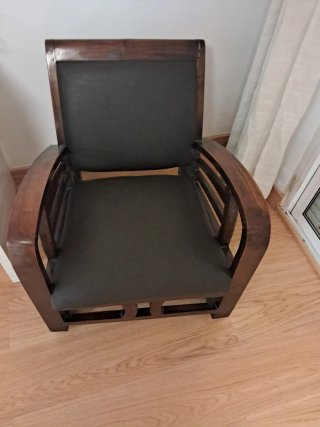 Sillón antiguo madera y tela