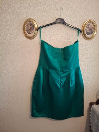 Vestido Coosy verde fiesta con etiqueta