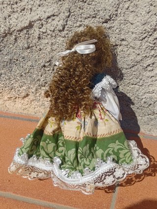 Bambola porcellana capodimonte "Creazioni Emmegi"