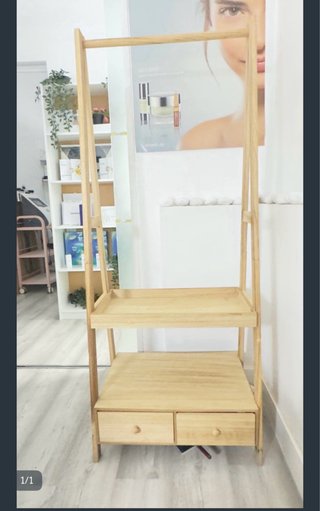 Appendiabiti in legno con cassetti