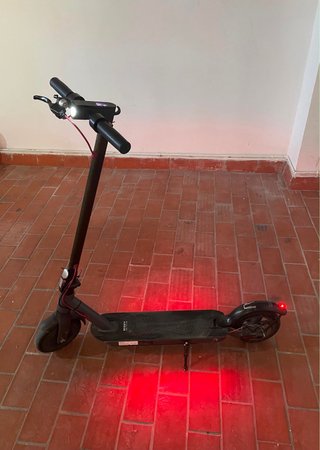 Patinete Eléctrico Negro
