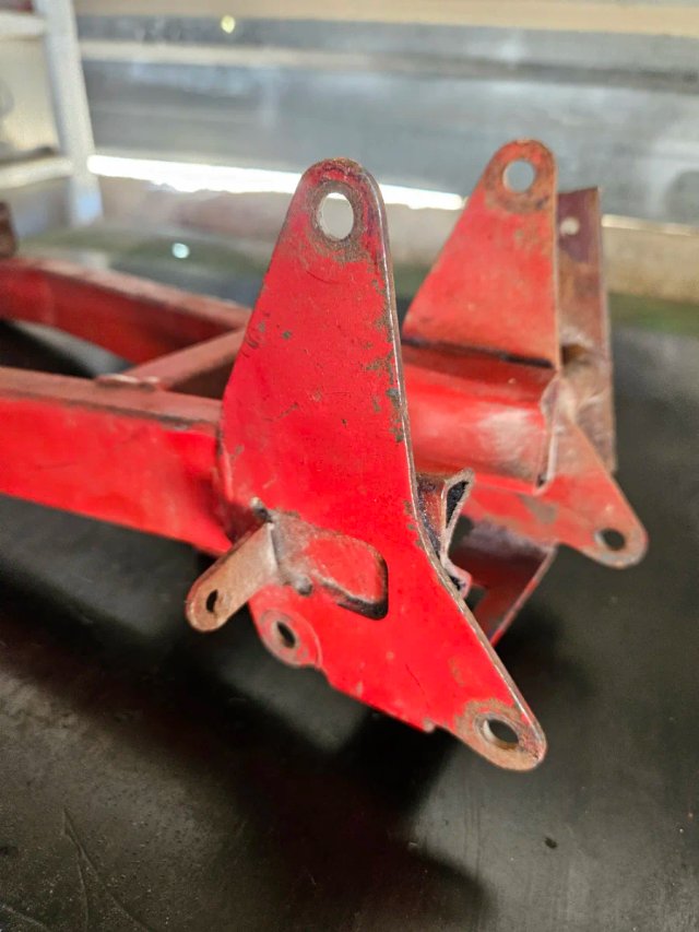 Basculante Derbi Variant Rojo