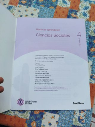 Libro de sociales de aprendizaje de 4 de primaria