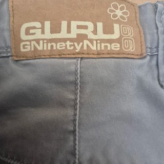 Pantaloni lunghi in cotone GURU beige