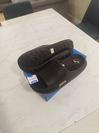 Chanclas Joma Negras