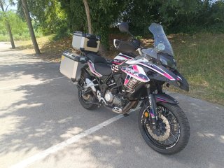 Benelli TRK 502 Adventure Moto