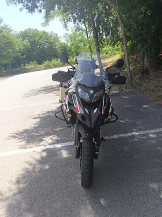 Benelli TRK 502 Adventure Moto