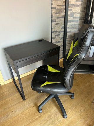 Mesa y Silla Escritorio Negra y Verde