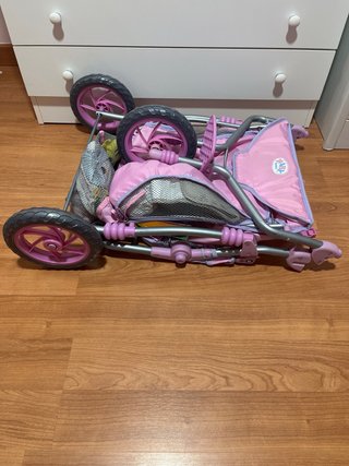 Carrito gemelar para muñecas