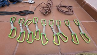 Kit Escalada Completo: Cuerda, Mosquetones y Más