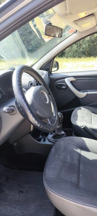 Dacia Sandero 2012