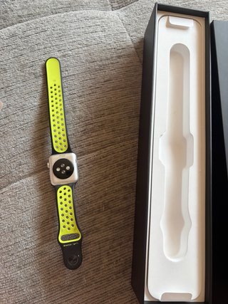 Apple Watch Series 3 Nike Negro/Verde