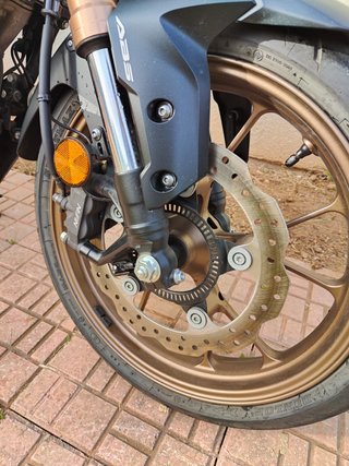 Honda CB125R 2022 - 8.200 km