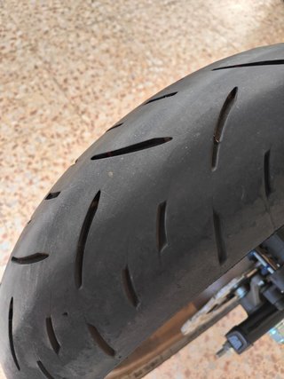Honda CB125R 2022 - 8.200 km