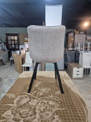 SILLA COMEDOR ACOLCHADA CAPITONE GRIS BEIGUE GANGA