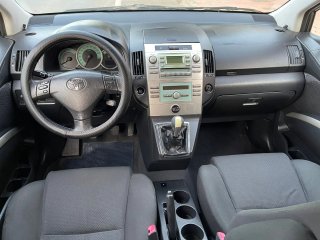 Toyota Verso 2005