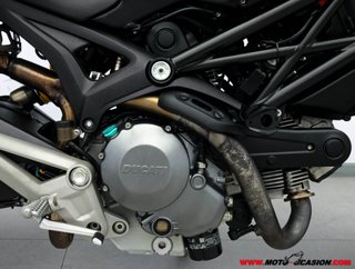 DUCATI MONSTER 696 -A2-