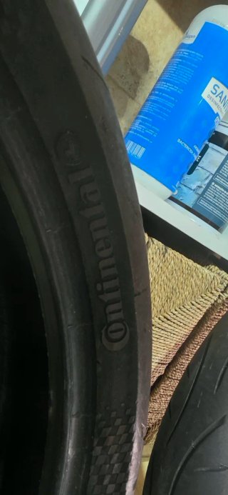 Neumático Continental Moto