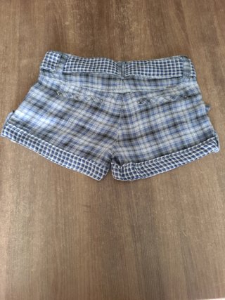 Shorts Stradivarius cuadros talla 34