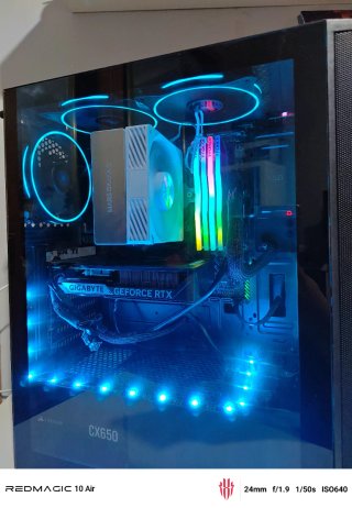 PC da gaming Ryzen 7 5800X + RTX 5060