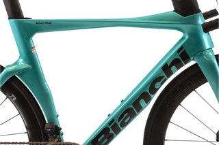 Bicicleta Bianchi Oltre Comp Di2 12V t.56 Reacondicionada