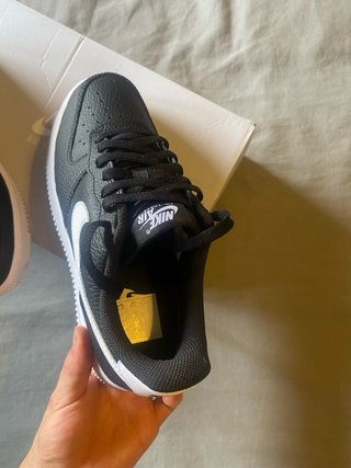 Nike Air Force 1 Negras y Blancas