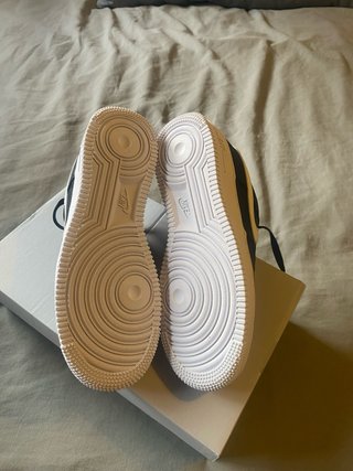 Nike Air Force 1 Negras y Blancas