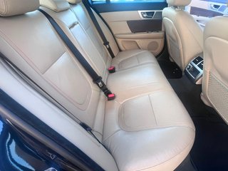 JAGUAR XF 2.2 Diesel Luxury