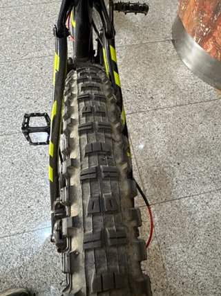 Bicicleta Specialized Status Descenso