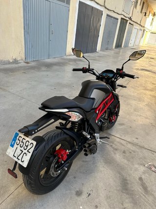 Macbor Fun Plus 125 Negra/Roja