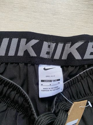 Conjunto Nike Running Camiseta y Pantalón Corto