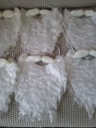 Lote 10 Barbas nuevas.disfraz enanitos o Papa Noel
